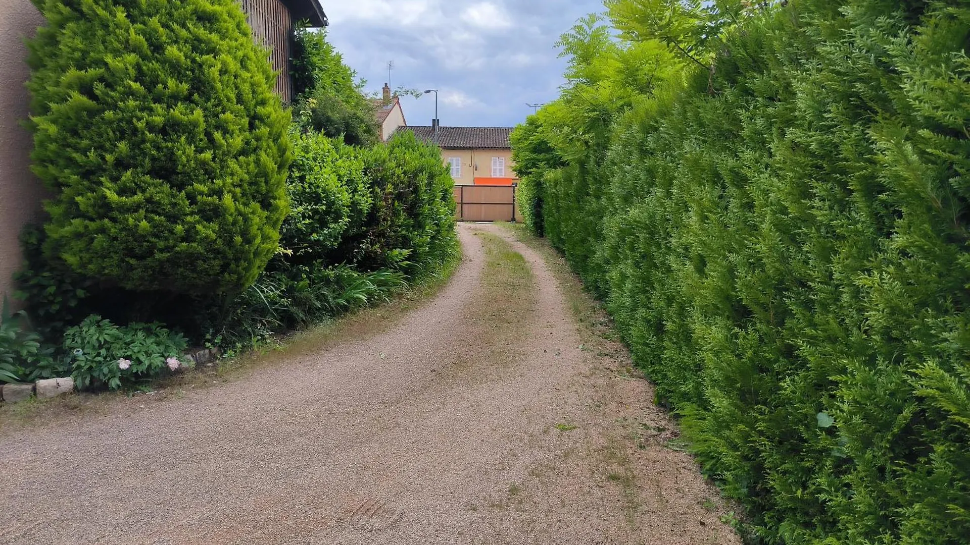 Replonges Entre A6 Et A40 Apartment 0*,  France